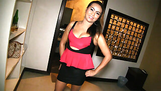 Mature Thai BBW MILF fucks a horny white farang with pleasure